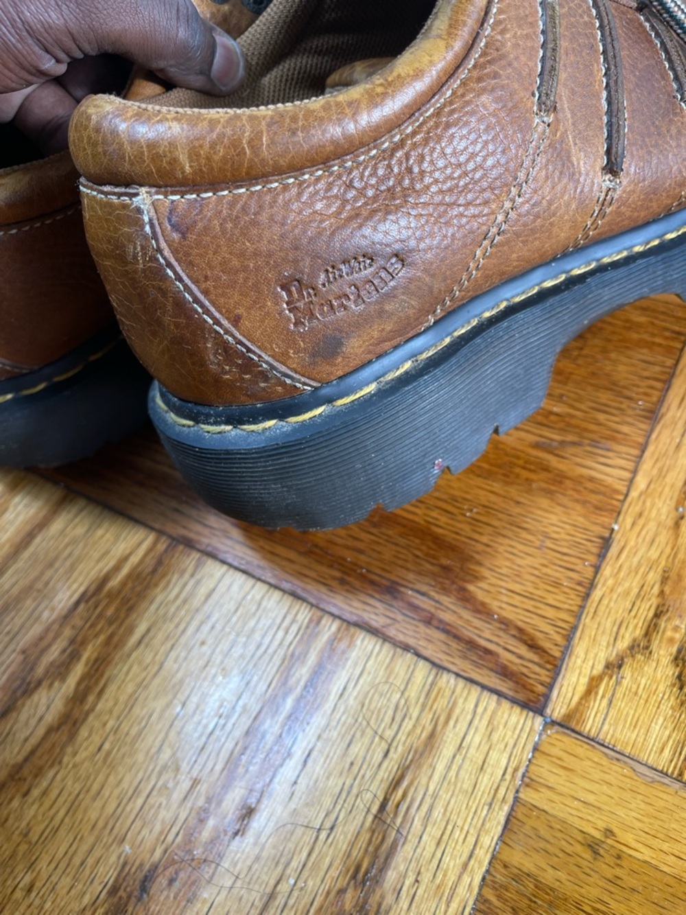 Dr. Martens Airwair Brown Leather Lace-up Oxfords 11306 men 11 chinky - Picture 8 of 10